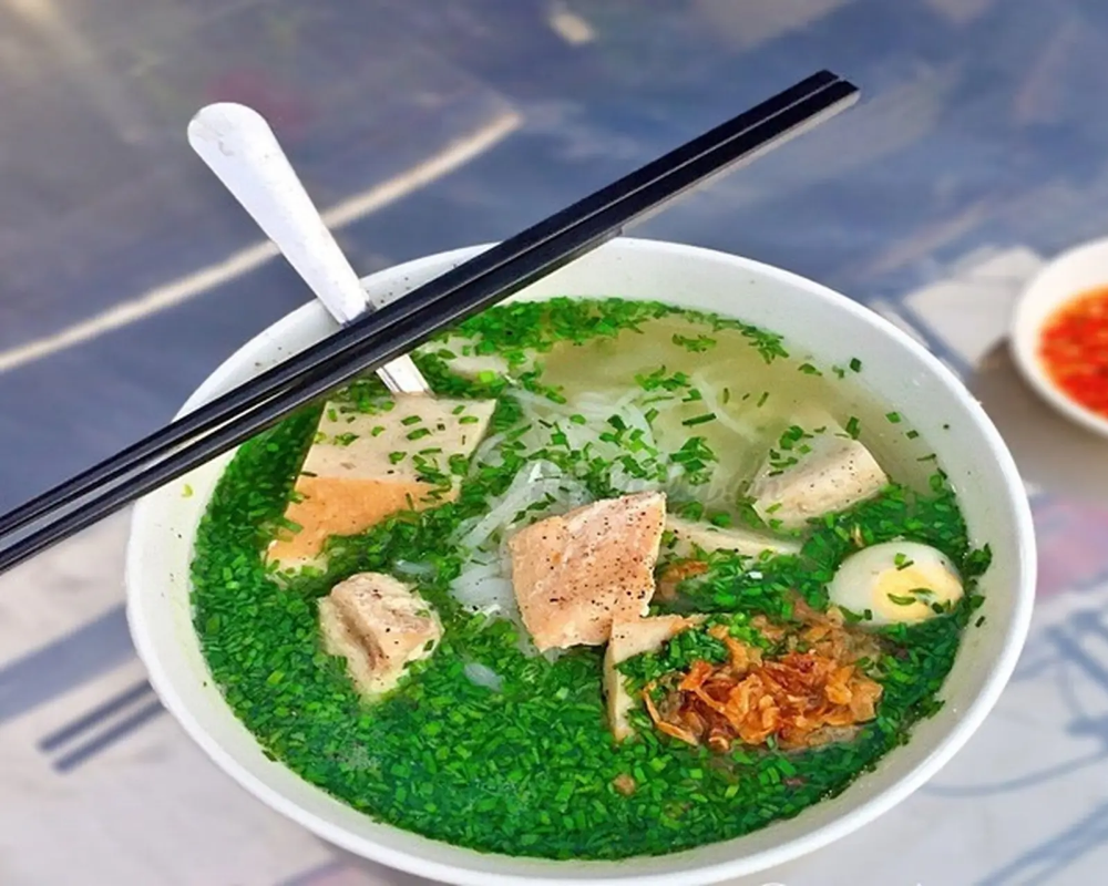 banh-canh-la-he