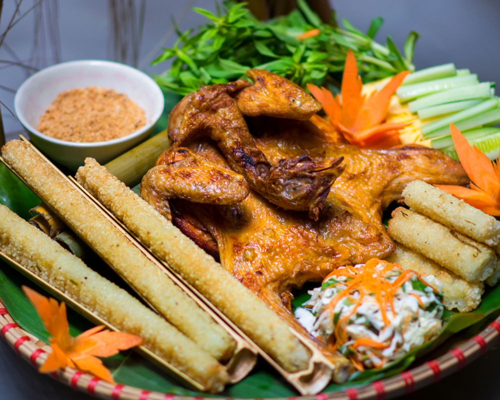 ga-nuong-com-lam