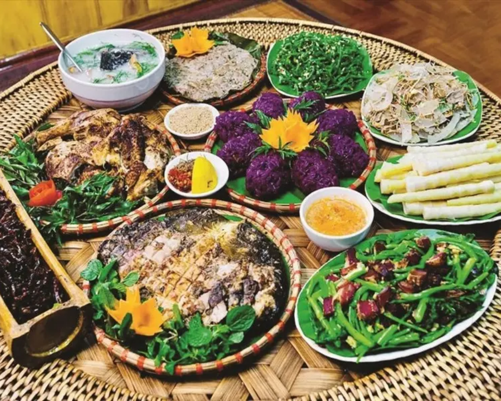 Đặc sản Lào Cai đúng chuẩn hương vị miền Tây Bắc,  ăn một lần xao xuyến không nguôi.