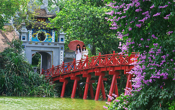 hanoi-the-huc-bridge
