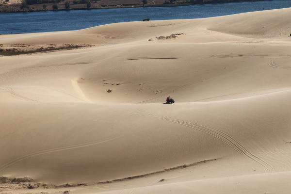 phan-thiet-white-sand-dunes-2