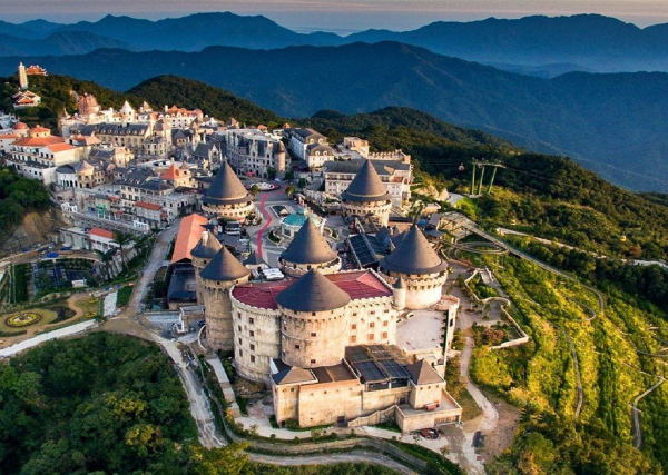 da-nang-bana-french-village