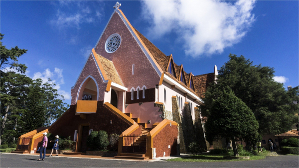 dalat-church