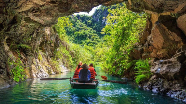 ninh-binh-trang-an-cave-2