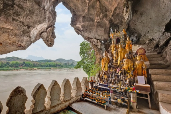 luang-prabang-pak-ou-caves