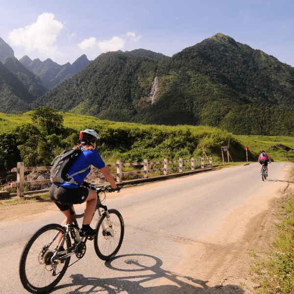 vientiane-biking-1