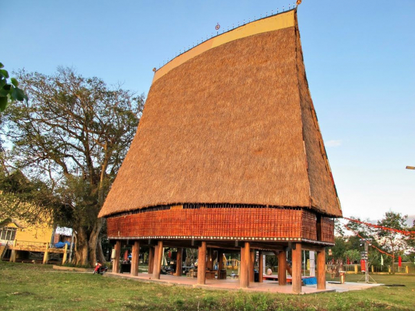 pleiku-nha-rong