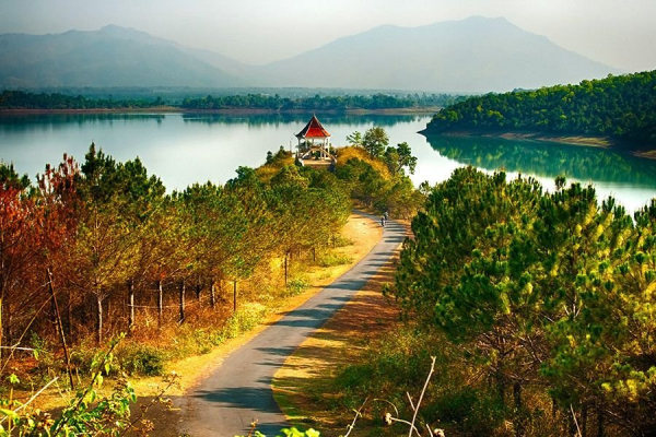 pleiku-tnung-lake