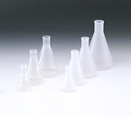 Bình tam giác nhựa có chia vạch - Kartell